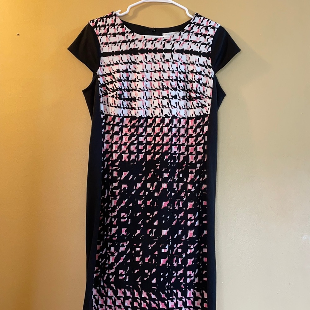 NEW YORK & COMPANY Cap Sleeve Black Pink White Dress Size Medium